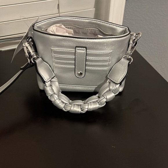 Inc International Concepts Mertha Knot Crossbody....MSRP $70 - Picture 4 of 4